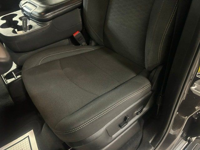 Certified 2025 RAM 2500 Big Horn AWD/4WD image 41