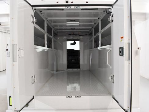 New 2027 Ford E-350 and Econoline 350 Super Duty w/ Power Equipment Group RWD image 20