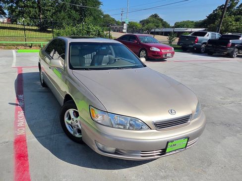 Used 1999 Lexus ES 330 FWD image 61