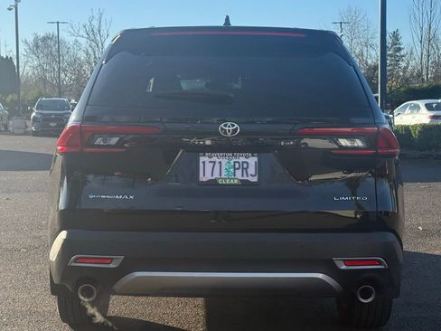 Used 2024 Toyota Grand Highlander AWD Hybrid image 4