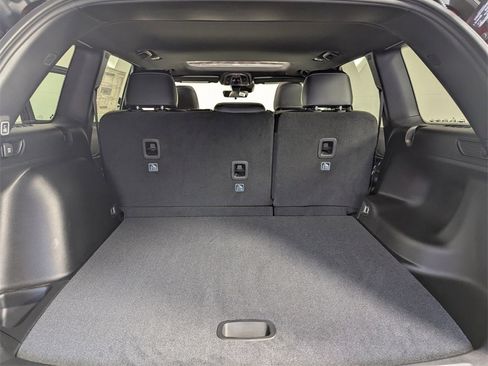 New 2025 Jeep Grand Cherokee Altitude image 28