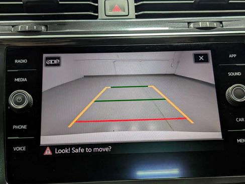 Used 2022 Volkswagen Tiguan SE R-Line AWD/4WD image 26