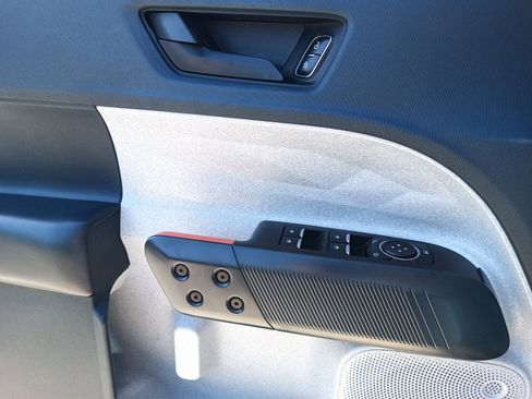 Used 2023 Ford Maverick XLT w/ Equipment Group 300A Standard image 22