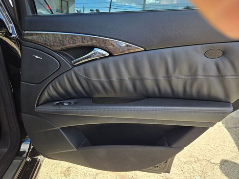 Used 2009 Mercedes-Benz E 63 AMG Sedan image 17