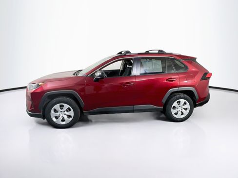 Used 2021 Toyota RAV4 LE FWD image 8
