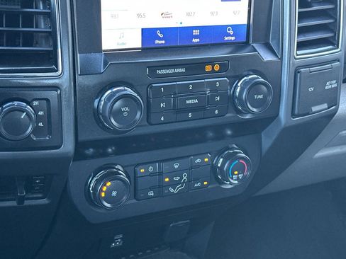 Used 2022 Ford F350 XLT image 19