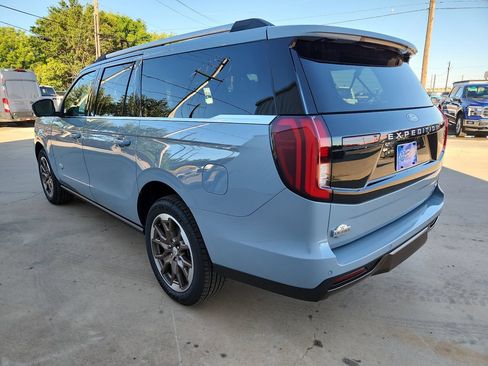 New 2027 Ford Expedition Max King Ranch RWD image 8