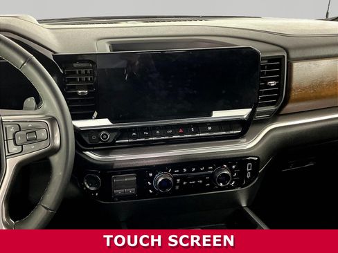 Used 2026 Chevrolet Silverado 1500 High Country w/ Technology Package AWD/4WD image 9