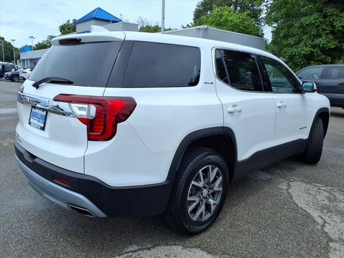 Used 2022 GMC Acadia SLE FWD image 4