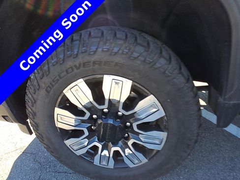 Used 2024 GMC Sierra 2500 Denali w/ Denali Reserve Package image 7