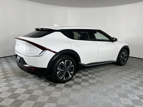 Used 2024 Kia EV6 Light image 8