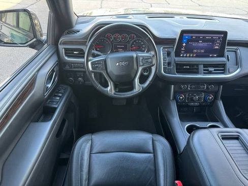 Used 2021 Chevrolet Suburban Z71 w/ Rear Media and Nav Package AWD/4WD image 11