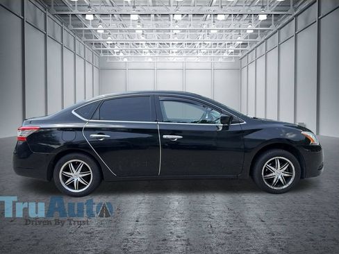 Used 2014 Nissan Sentra SV w/ SV Driver Package FWD image 9