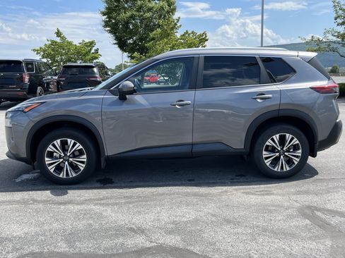 Used 2023 Nissan Rogue SV w/ SV Premium B Package AWD/4WD image 10