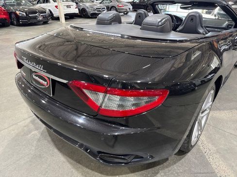 Used 2015 Maserati GranTurismo Sport image 42