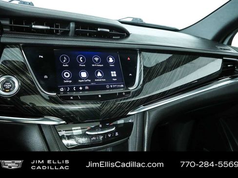 Used 2020 Cadillac XT6 Premium Luxury FWD image 13