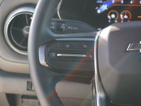 Used 2024 Chevrolet Colorado ZR2 w/ Safety Package image 22