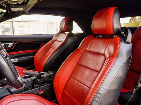 Used 2019 Ford Mustang GT Premium w/ Equipment Group 401A image 37