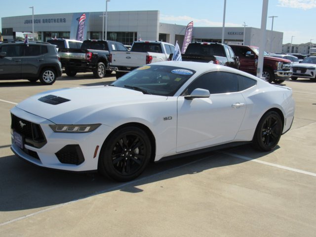 Certified 2024 Ford Mustang GT RWD image 3