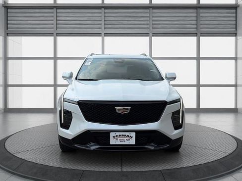Used 2024 Cadillac XT4 Sport AWD/4WD image 9