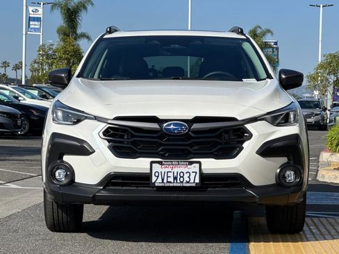 Certified 2025 Subaru Crosstrek 2.5i Limited w/ Crosstrek Mirror Package image 11