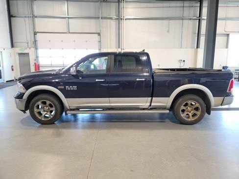 Used 2014 RAM 1500 Laramie w/ Convenience Group AWD/4WD image 4