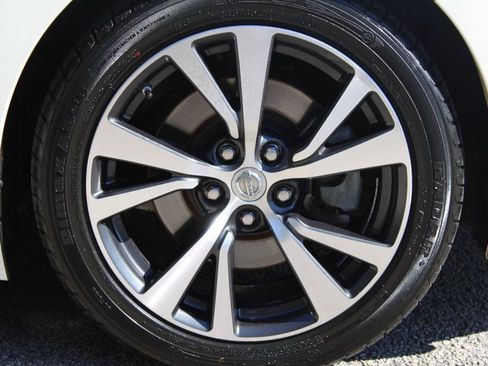 Used 2017 Nissan Maxima 3.5 SV image 36