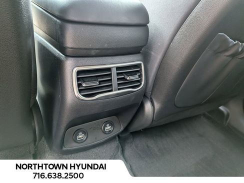 Certified 2023 Hyundai Santa Fe SEL AWD/4WD image 29