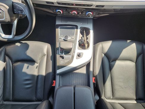Used 2019 Audi Q7 2.0T Premium w/ Convenience Package AWD/4WD image 19