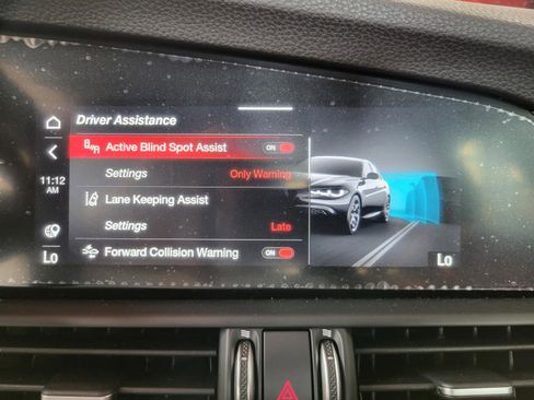 New 2025 Alfa Romeo Giulia w/ Veloce Package Rwd image 49