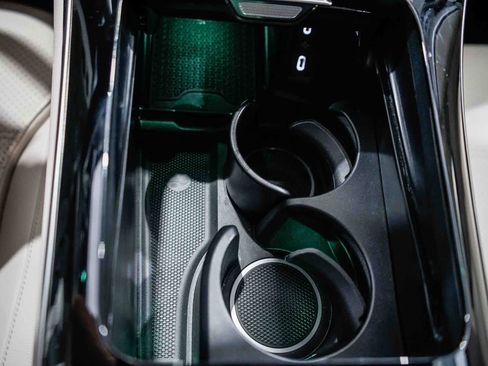 Used 2026 Mercedes-Benz GLC 300 image 22