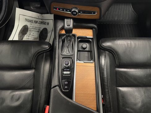 Used 2018 Volvo XC90 T6 Inscription w/ Convenience Package image 38