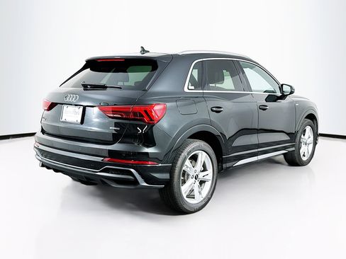 Used 2024 Audi Q3 2.0T Premium w/ Convenience Package image 9