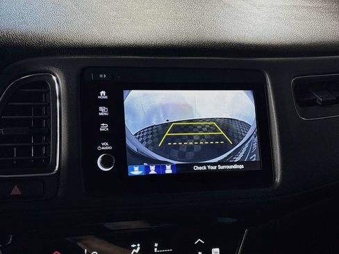 Used 2019 Honda HR-V EX-L image 16