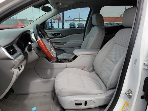 Used 2019 GMC Acadia SLE image 14