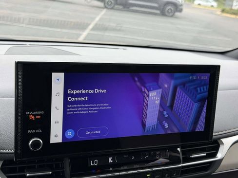 New 2026 Toyota Sienna Limited AWD/4WD image 3