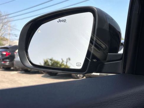 Certified 2024 Jeep Compass Limited w/ High Altitude Package image 30