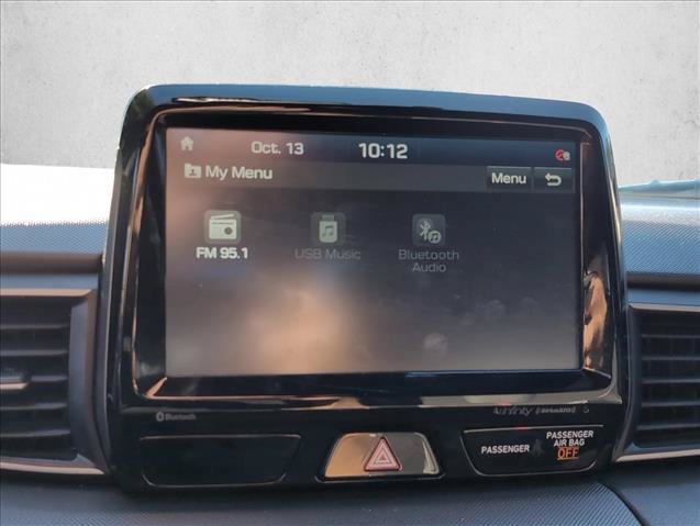 Used 2019 Hyundai Veloster Turbo FWD image 18