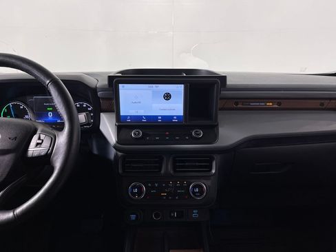 Used 2022 Ford Maverick Lariat w/ Lariat Luxury Package FWD image 16