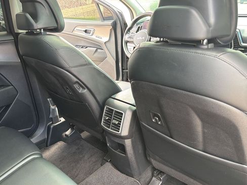 Used 2023 Kia Sportage SX FWD image 16