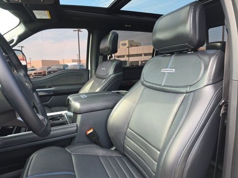 Used 2025 Ford F250 Platinum image 13