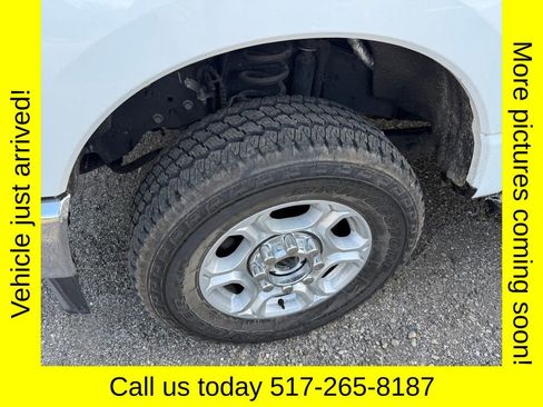 Used 2025 Ford F350 XLT w/ FX4 Off-Road Package AWD/4WD image 3
