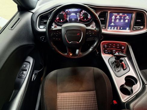 Used 2022 Dodge Challenger R/T w/ Blacktop Package image 2