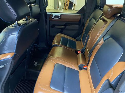 Used 2024 Ford Bronco Outer Banks AWD/4WD image 24
