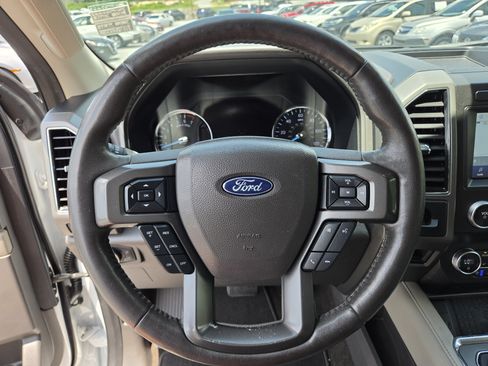 Used 2020 Ford Expedition XLT w/ Equipment Group 202A RWD image 14