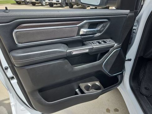 Used 2025 RAM 1500 Laramie AWD/4WD image 21