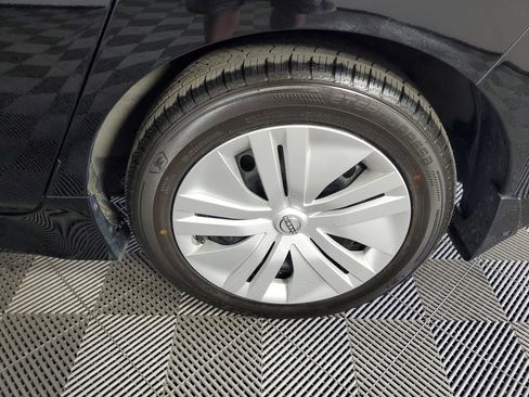 Used 2025 Nissan Leaf S FWD image 30