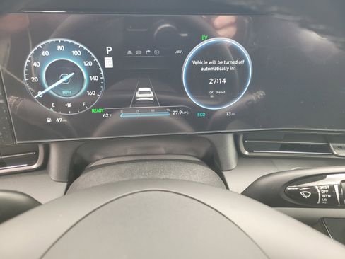 New 2025 Hyundai Elantra SEL image 21