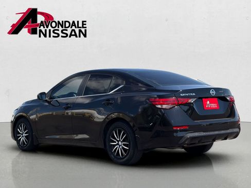 Certified 2023 Nissan Sentra S FWD image 3