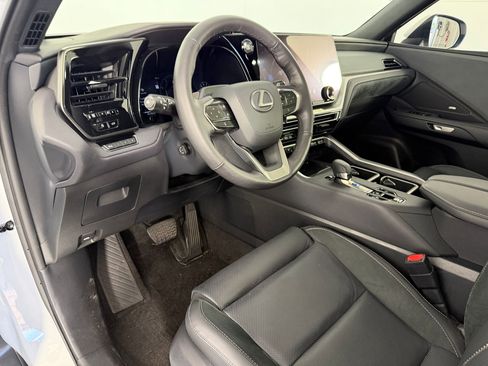 Used 2024 Lexus TX 350 FWD w/ Technology Package image 4